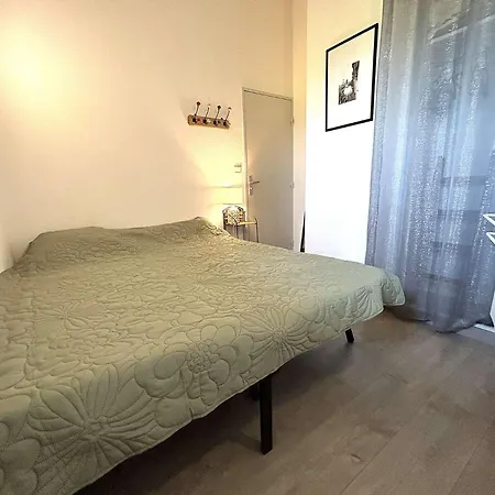 Gasni - Appt T2 Climatise Avec Piscine Et Acces Golfe De St Tropez Apartment *