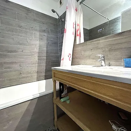 Lejlighed Gasni - Appt T2 Climatise Avec Piscine Et Acces Golfe De St Tropez