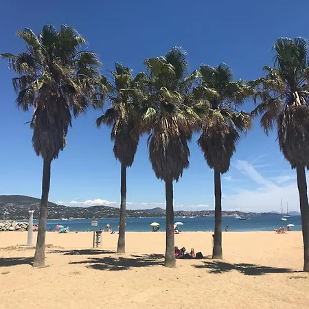 Gasni - Appt T2 Climatise Avec Piscine Et Acces Golfe De St Tropez جاسّا