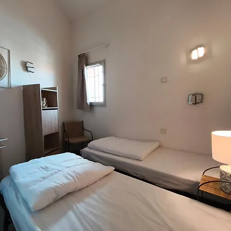 Gasni - Appt T2 Climatise Avec Piscine Et Acces Golfe De St Tropez شقة *