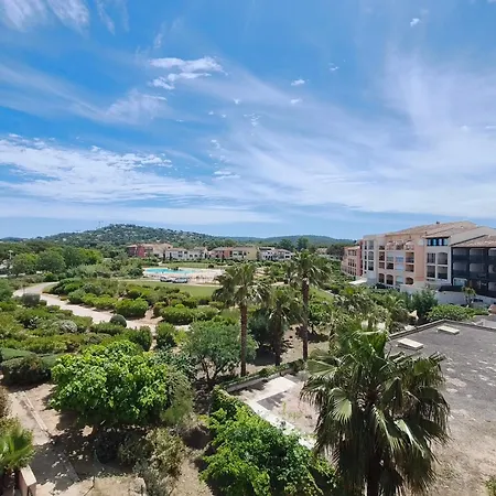 Gasni - Appt T2 Climatise Avec Piscine Et Acces Golfe De St Tropez Apartman *
