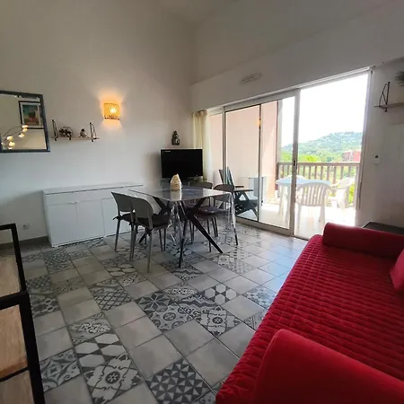 شقة Gasni - Appt T2 Climatise Avec Piscine Et Acces Golfe De St Tropez